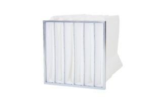 Pocket filter with metal frame